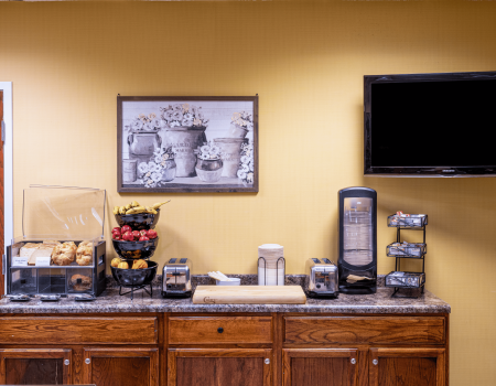 BREAKFAST SET UP